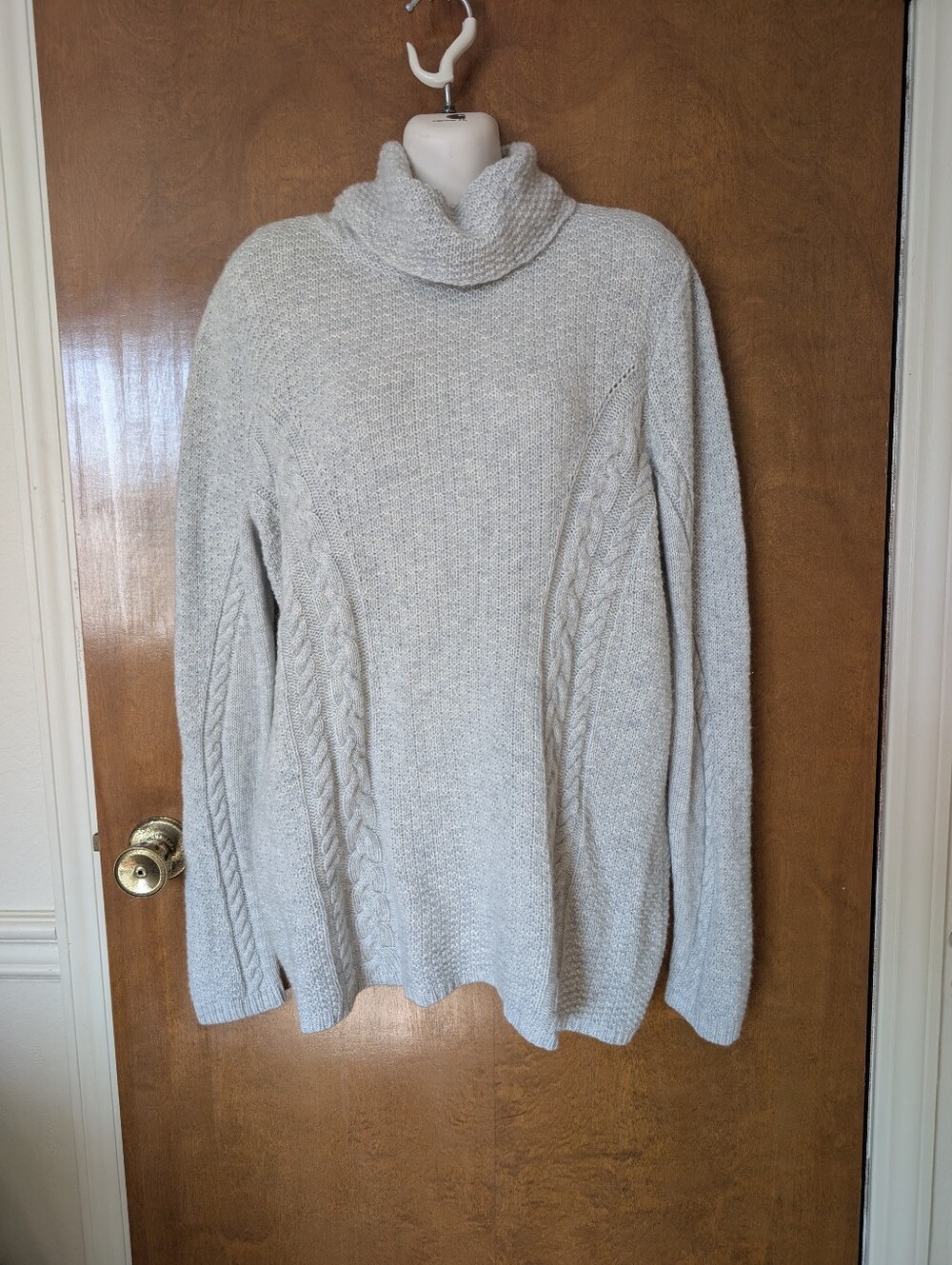 Ply Cashmere Gray Turtleneck Cable Knit 100% Cashmere Sweater